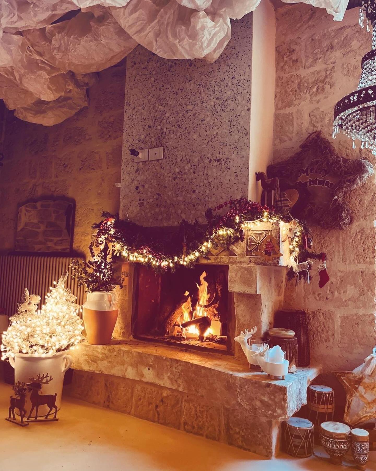Hydria Guest House Art Gallery Dimora D Artista Con Terrazza E Vasca Idromassaggio Nel Cuore Del Borgo Antico Artists Home With Terrace And Jacuzzi In The Heart Of The Old Town Acquaviva delle Fonti Eksteriør bilde