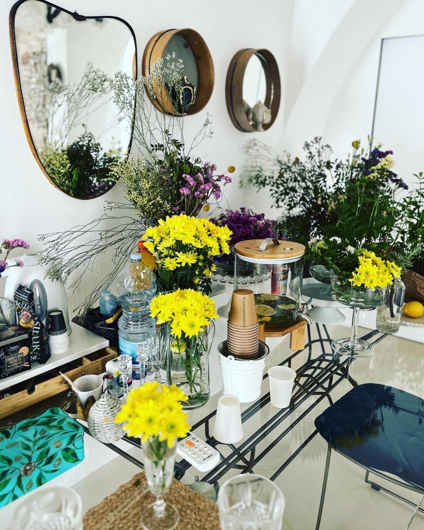 Hydria Guest House Art Gallery Dimora D Artista Con Terrazza E Vasca Idromassaggio Nel Cuore Del Borgo Antico Artists Home With Terrace And Jacuzzi In The Heart Of The Old Town Acquaviva delle Fonti Eksteriør bilde